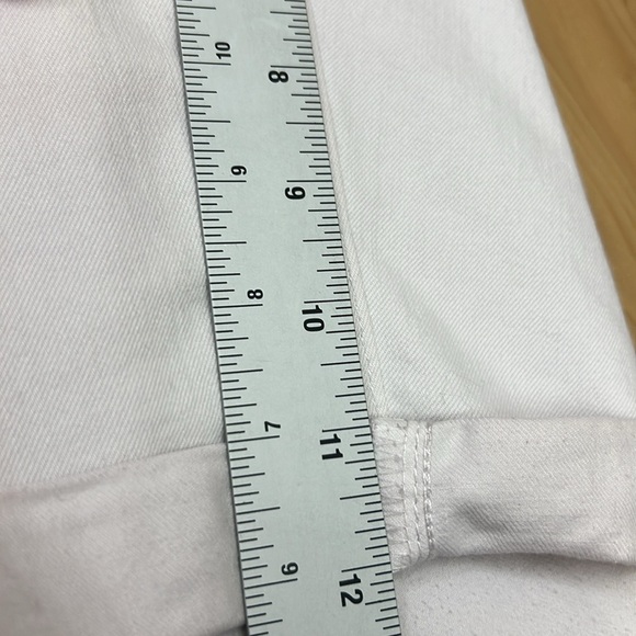 Democracy “Ab”Solution Bermuda Shorts Size 16 Cream Cotton Blend w/Spandex EUC - Picture 8 of 8